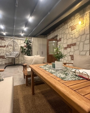 Alaçatı Taş Duvar Paneli Uygulama Görseli