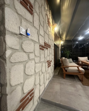 Alaçatı Taş Duvar Paneli Uygulama Görseli