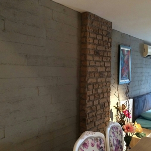 Çizgili  Beton Duvar Paneli Uygulama Görseli
